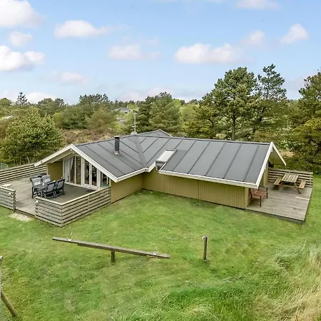 Ringvejen Romo I Holiday home *
